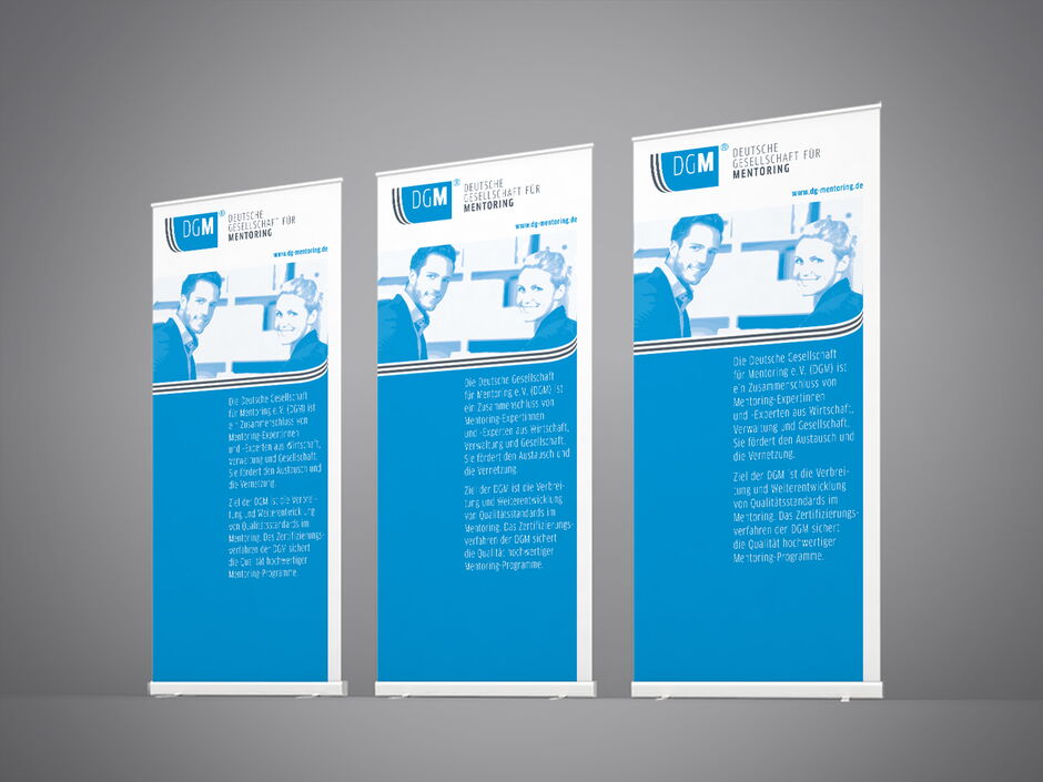 martin_zech_design_corporate_design_deutsche_gesellschaft_fuer_mentoring_rollup